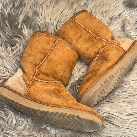 Ugg Classic Short Boot Original Y2K Chestnut Size 8 - Picture 3 of 11
